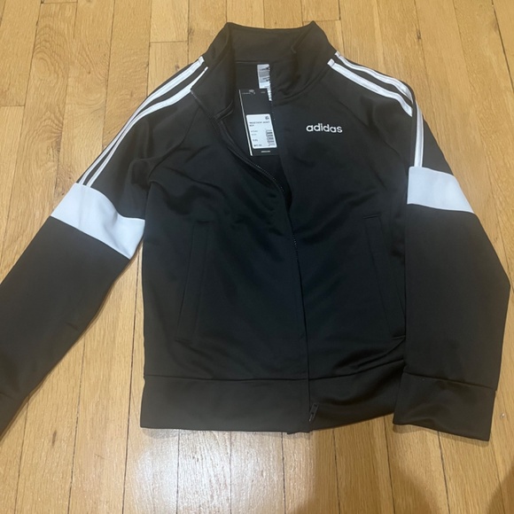 🆕️ Adidas Tricot Event Jacket Boys Size S(8) Black New With Tags - Picture 2 of 3